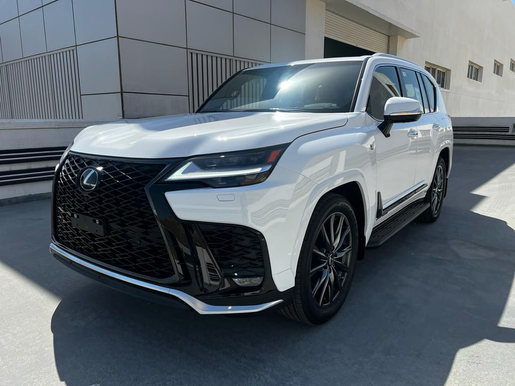 Lexus LX600 Sport 2023 photo 2