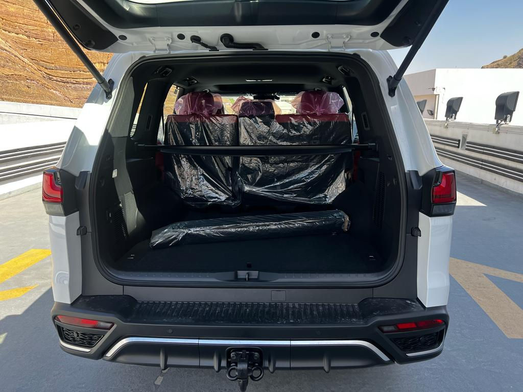 Lexus LX600 Sport 2023 photo 5