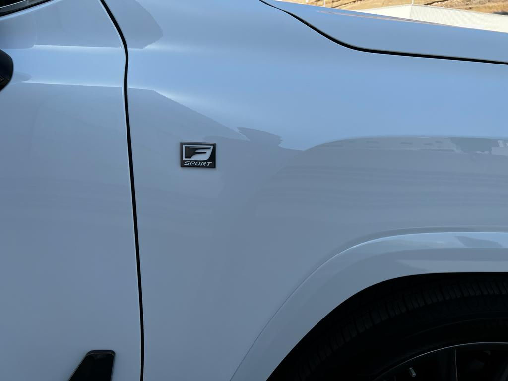 Lexus LX600 Sport 2023 photo 6