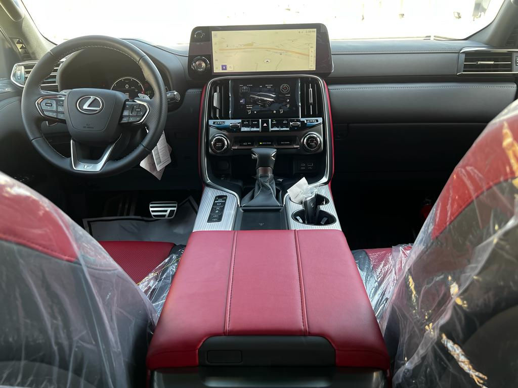 Lexus LX600 Sport 2023 photo 9